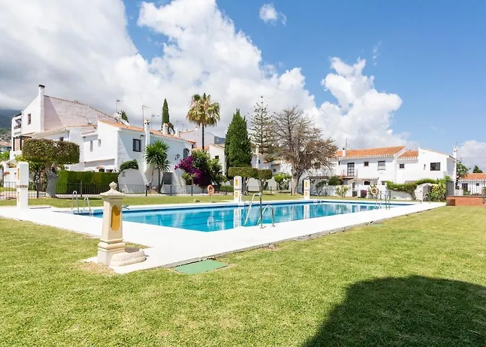 Cozy Townhouse Μαρμπέλλα