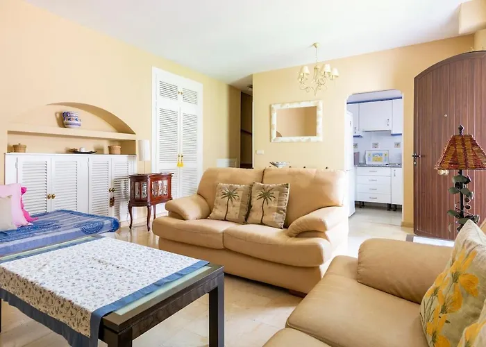 Cozy Townhouse Semesterbostad *