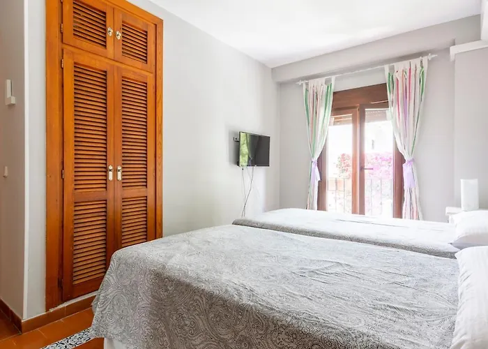 Semesterbostad Cozy Townhouse *