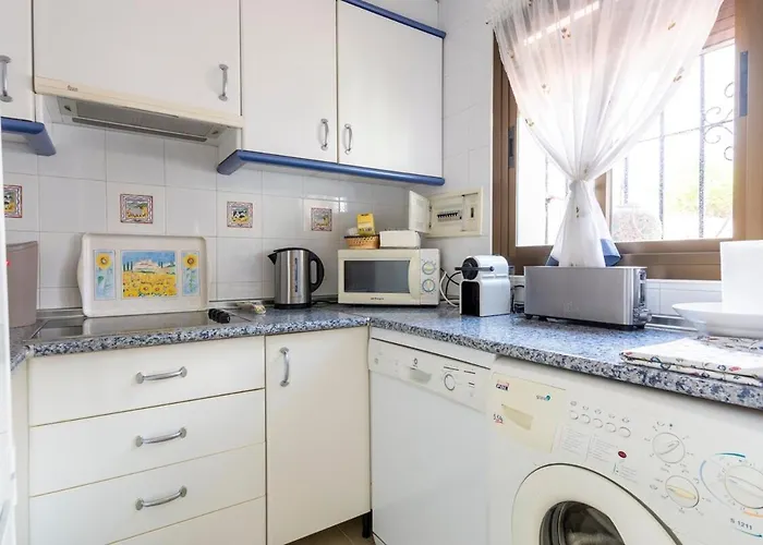 Cozy Townhouse * מארבלה