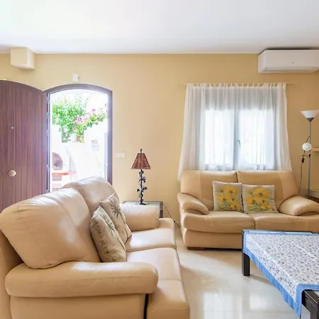 Cozy Townhouse 別荘 マルベーリャ